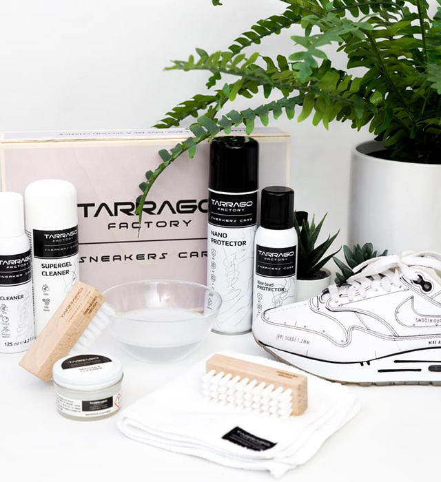 SNEAKER CARE